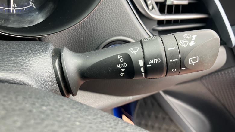 Toyota C-HR 1.8 Hybrid Design 5dr CVT Hybrid Hatchback